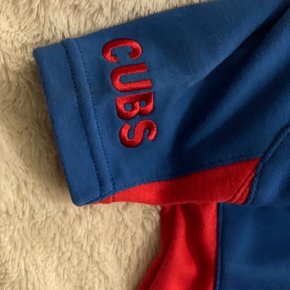 Chicago Cubs Onesie/Bodysuit with booties - Picture 3 of 6